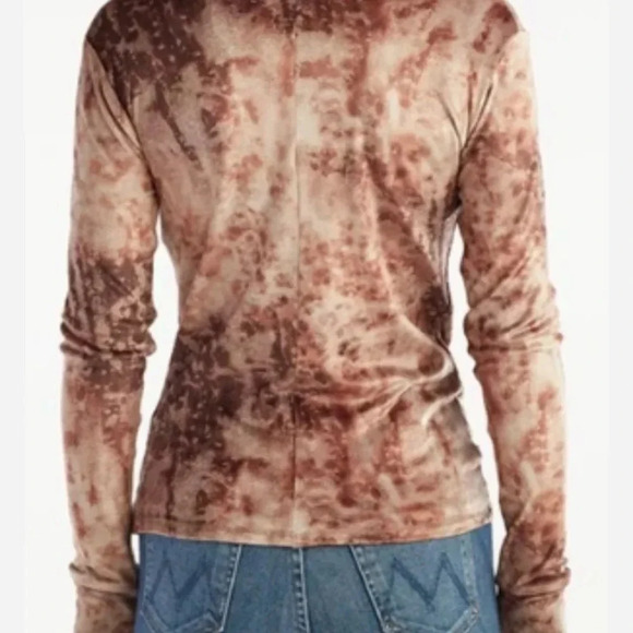 NWT Red Haute Velour Basic Crew Tee Small - Picture 5 of 11